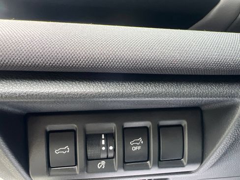 Used 2023 Subaru Outback Premium AWD/4WD image 27