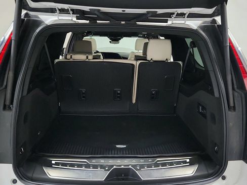 Certified 2023 Cadillac Escalade ESV Sport w/ Touring Package AWD/4WD image 27