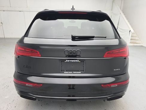 Used 2024 Audi Q5 e Premium Plus w/ Premium Plus Package AWD/4WD image 7