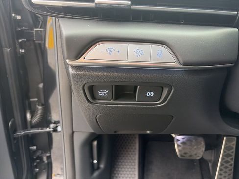 Used 2025 Genesis GV80 3.5T e-SC image 15