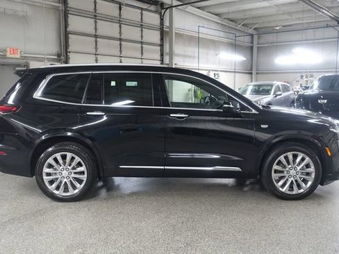 Used 2024 Cadillac XT6 Premium Luxury w/ LPO, Floor Liner Package AWD/4WD image 8