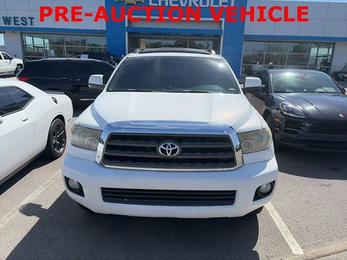 Used 2008 Toyota Sequoia SR5 image 4