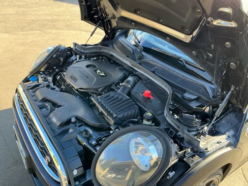 Used 2019 MINI Cooper S image 24