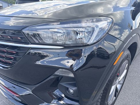 Used 2020 Buick Encore GX Select w/ Sport Touring Package AWD/4WD image 12