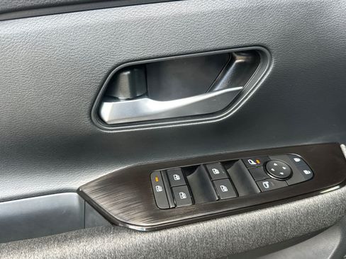 New 2026 Nissan Kicks SV AWD/4WD image 12