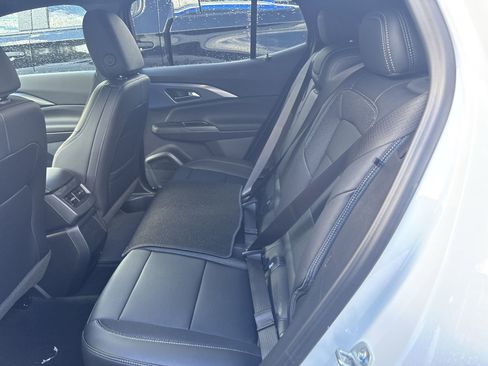 New 2026 Chevrolet Equinox EV LT image 24