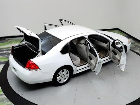 Used 2015 Chevrolet Impala Limited LS image 36