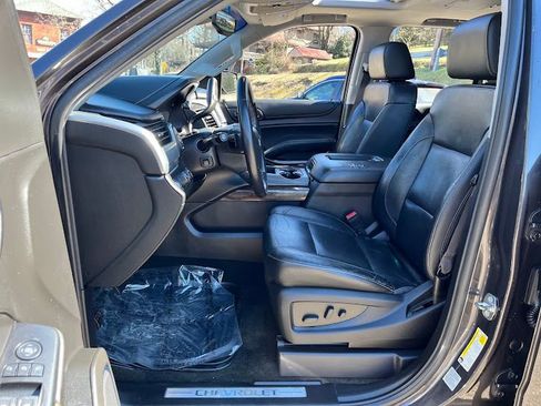 Used 2017 Chevrolet Tahoe LT image 8