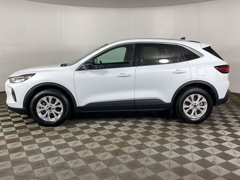 Used 2023 Ford Escape Active w/ Tech Pack #1 AWD/4WD image 27