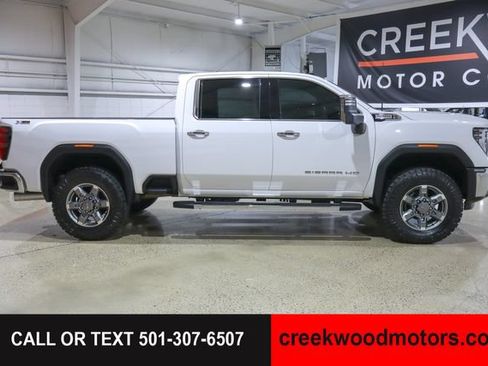 Used 2025 GMC Sierra 2500 SLT w/ SLT Premium Package AWD/4WD image 7