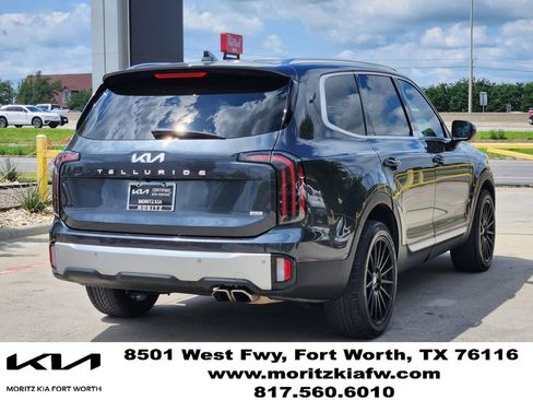 Used 2023 Kia Telluride EX w/ EX Captain's Chair Package AWD/4WD image 4