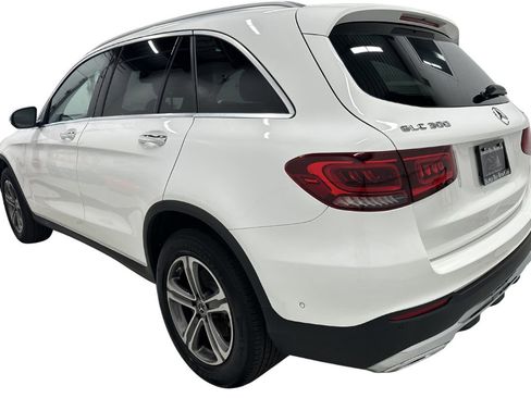 Used 2021 Mercedes-Benz GLC 300 4MATIC image 6