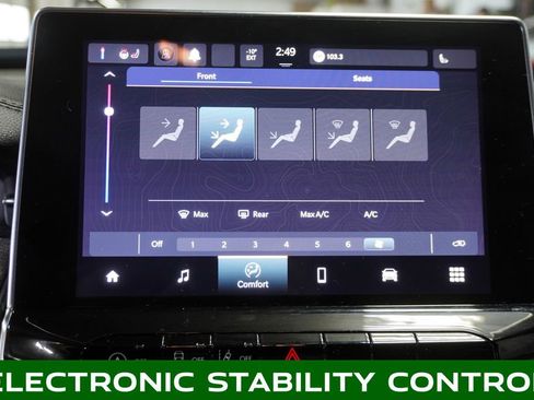 Used 2023 Jeep Compass Latitude image 15