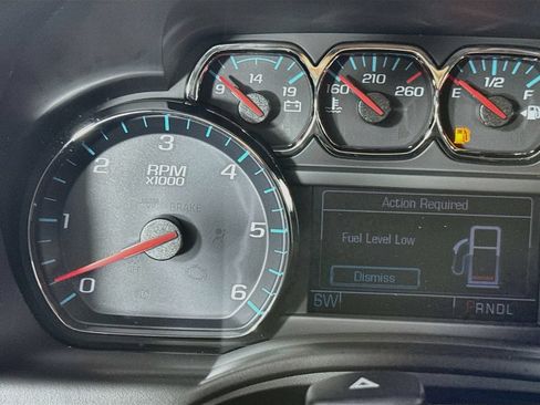 Used 2019 Chevrolet Tahoe LS w/ All-Season Package RWD image 14