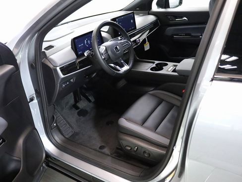 Used 2025 Honda Prologue Touring image 14