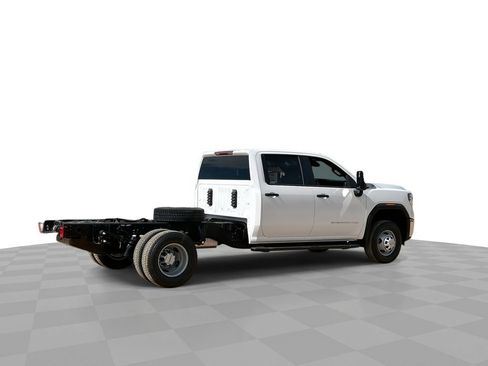 New 2026 GMC Sierra 3500 Pro w/ Convenience Package image 8