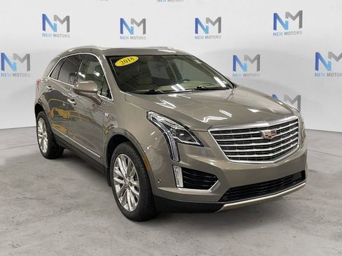 Used 2018 Cadillac XT5 Platinum w/ Driver Assist Package image 7