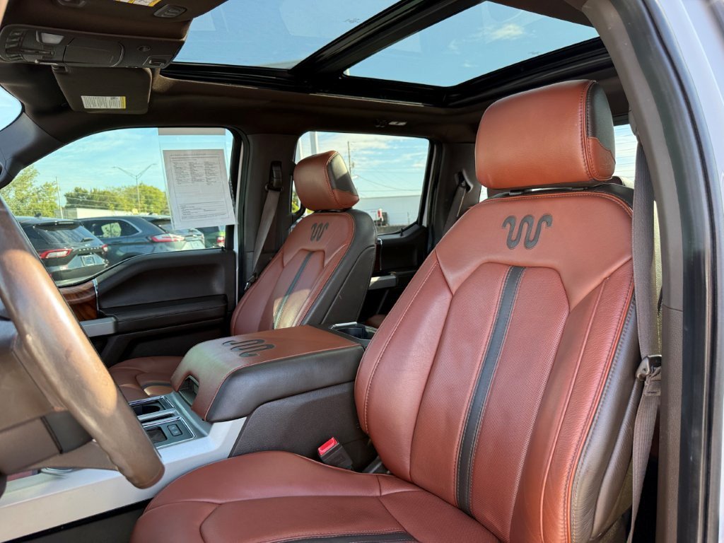Used 2019 Ford F150 King Ranch w/ Equipment Group 601A Luxury AWD/4WD image 20
