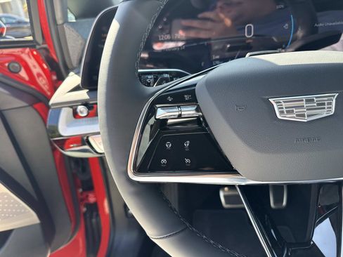 New 2026 Cadillac Optiq Sport 1 image 30