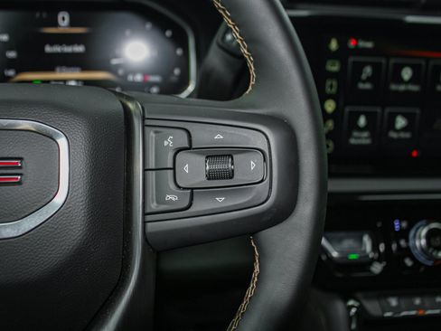 Used 2026 GMC Sierra 2500 AT4 AWD/4WD image 19
