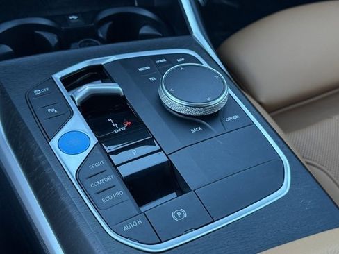 Certified 2023 BMW i4 eDrive35 image 27