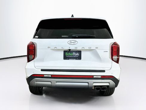 Used 2023 Hyundai Palisade Limited AWD/4WD image 7