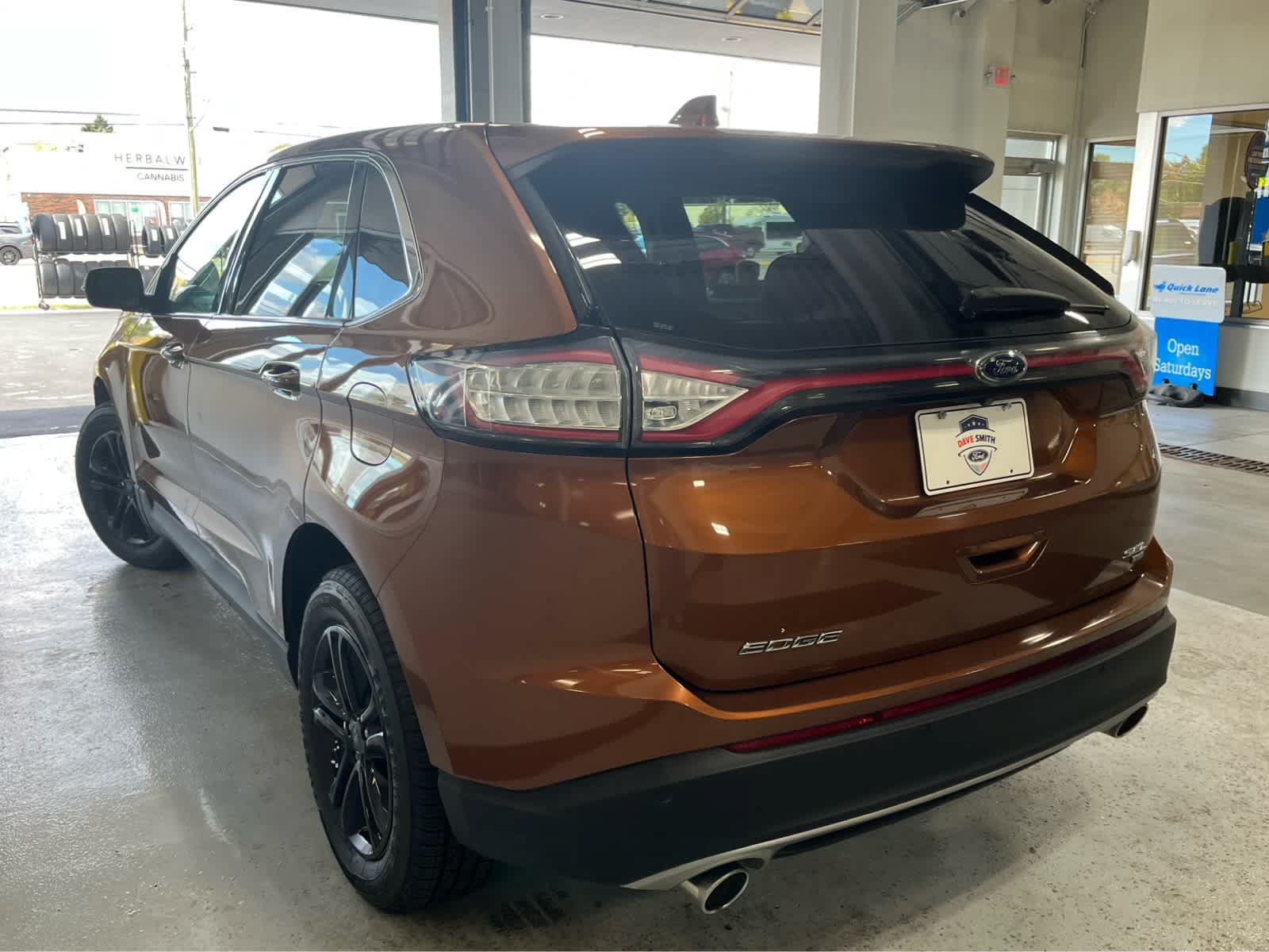Certified 2017 Ford Edge SEL w/ Equipment Group 201A AWD/4WD image 3