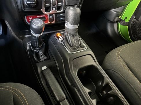 Used 2025 Jeep Wrangler Unlimited Sport AWD/4WD image 42