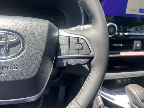 New 2026 Toyota Highlander Platinum AWD/4WD image 20