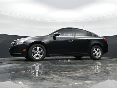 Used 2013 Chevrolet Cruze LT FWD image 39
