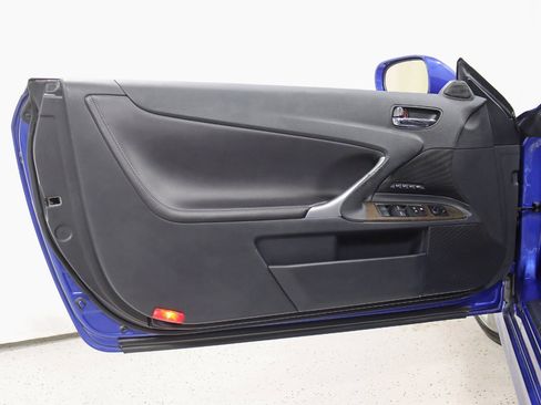 Used 2010 Lexus IS 350C RWD image 29