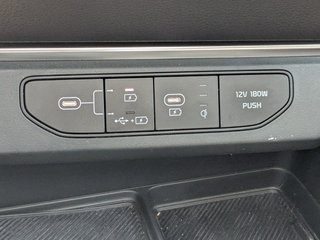 Certified 2026 Kia Carnival SX Prestige FWD image 20