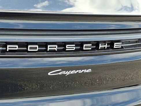 New 2026 Porsche Cayenne Coupe AWD/4WD image 21