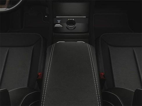 New 2025 Jeep Grand Cherokee L Limited w/ Trailer Tow Package image 27