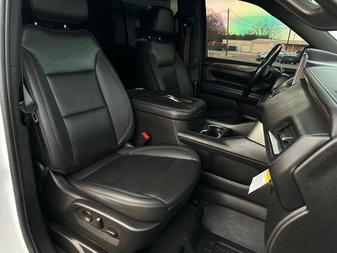 Used 2023 Chevrolet Tahoe Z71 image 18