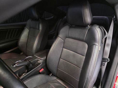 Used 2017 Ford Mustang GT Premium w/ GT Performance Package image 17