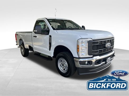 New 2026 Ford F250 XL w/ XL Chrome Package AWD/4WD image 3
