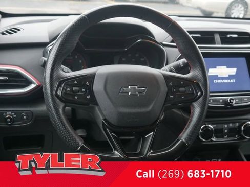 Used 2023 Chevrolet TrailBlazer RS w/ Convenience Package image 46