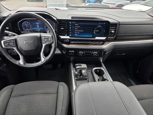 Used 2023 Chevrolet Silverado 1500 LT Trail Boss w/ Convenience Package II AWD/4WD image 16