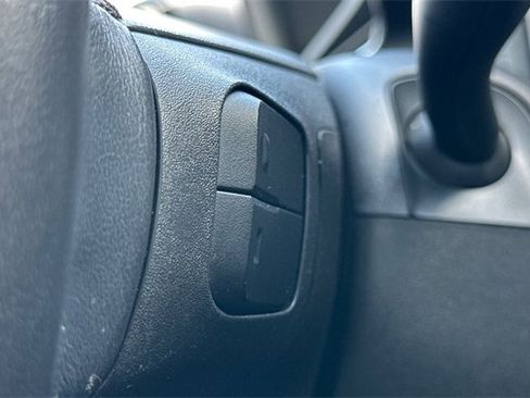 Certified 2022 Chevrolet Bolt EUV LT w/ Comfort Package image 37