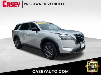 Used 2025 Nissan Pathfinder S