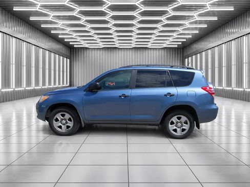 Used 2012 Toyota RAV4 4WD w/ Value Pkg image 6