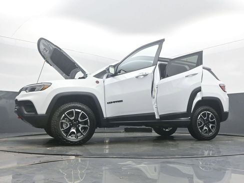 New 2026 Jeep Compass Trailhawk image 59