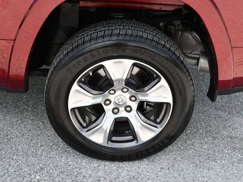 Used 2019 RAM 1500 Laramie RWD image 57