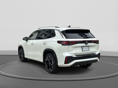 New 2026 Volkswagen Tiguan SEL R-Line AWD/4WD image 3