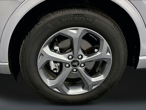 Used 2024 Ford Escape ST-Line w/ Tech Pack #1 AWD/4WD image 28