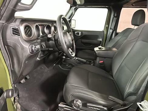 Used 2021 Jeep Wrangler Sport AWD/4WD image 11