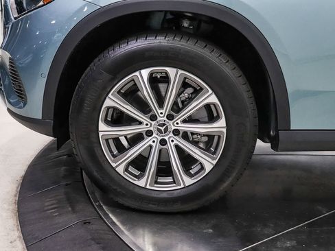 Used 2026 Mercedes-Benz GLC 300 image 9