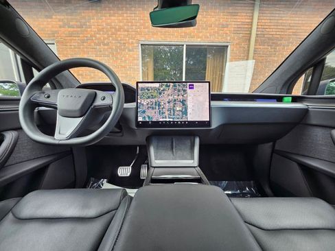 Used 2023 Tesla Model X Plaid AWD/4WD image 40