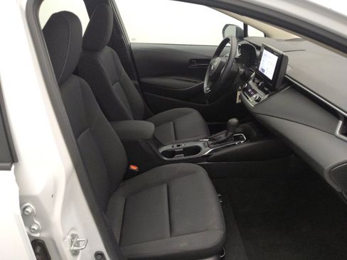 Used 2024 Toyota Corolla LE FWD image 21